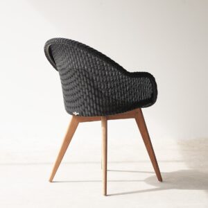 Wicker Chair – V1