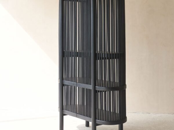 Display Cabinet  – Horog