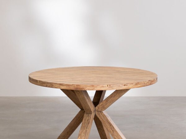Outdoor Table – Woodkiei