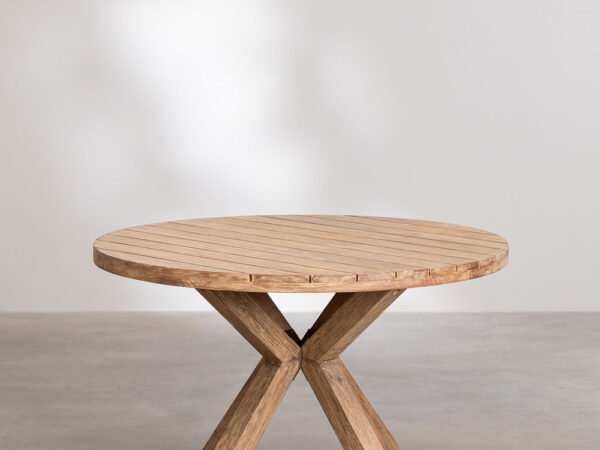 Outdoor Table – Woodkiei