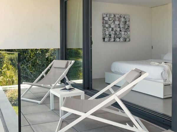 Lounger B