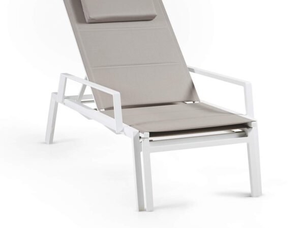 Lounger CZ