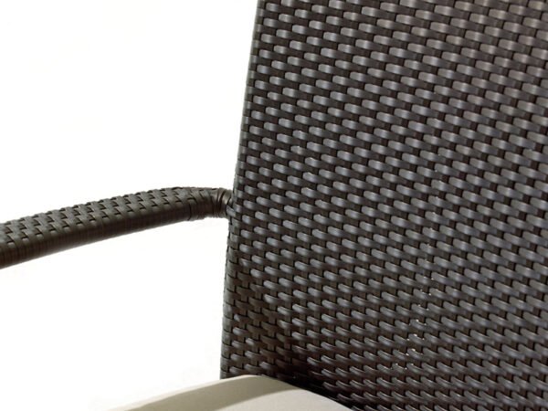 Megani Chair 002