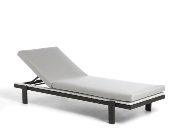 Lounger E
