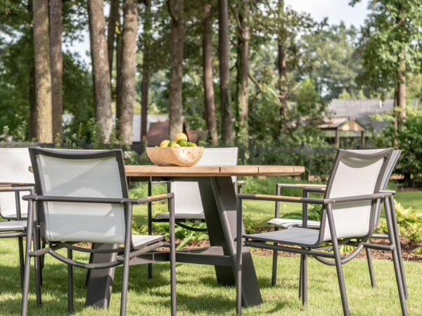 Barbados Picnic Table