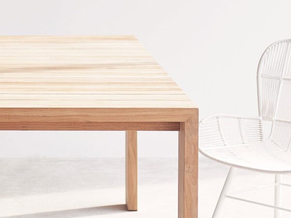 Outdoor Dining Table – Bolde