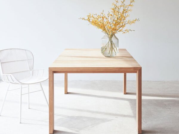Outdoor Dining Table – Bolde