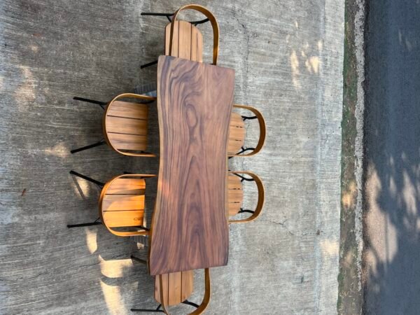 Suar Wood Dinning Table – Simple